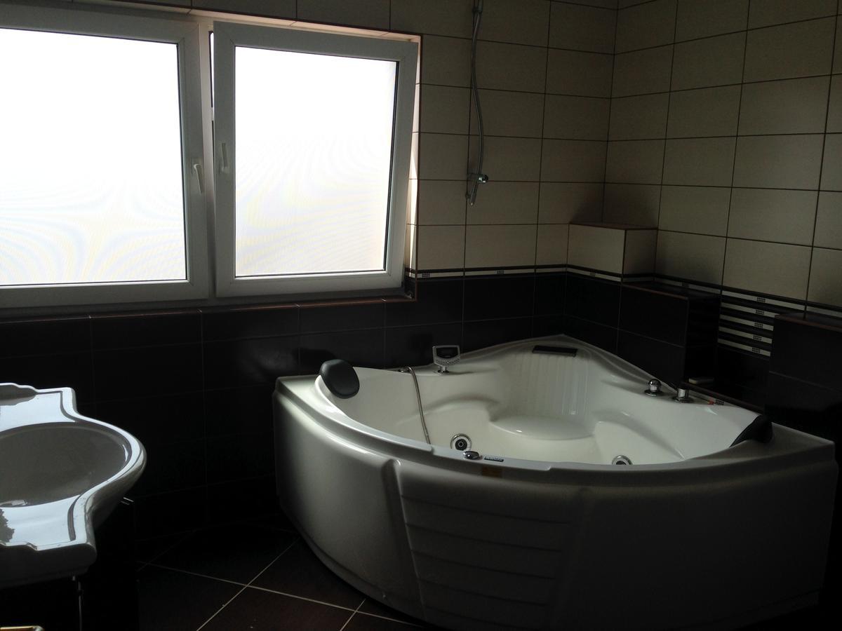 Casa Clara Hotel Sibiu Bagian luar foto