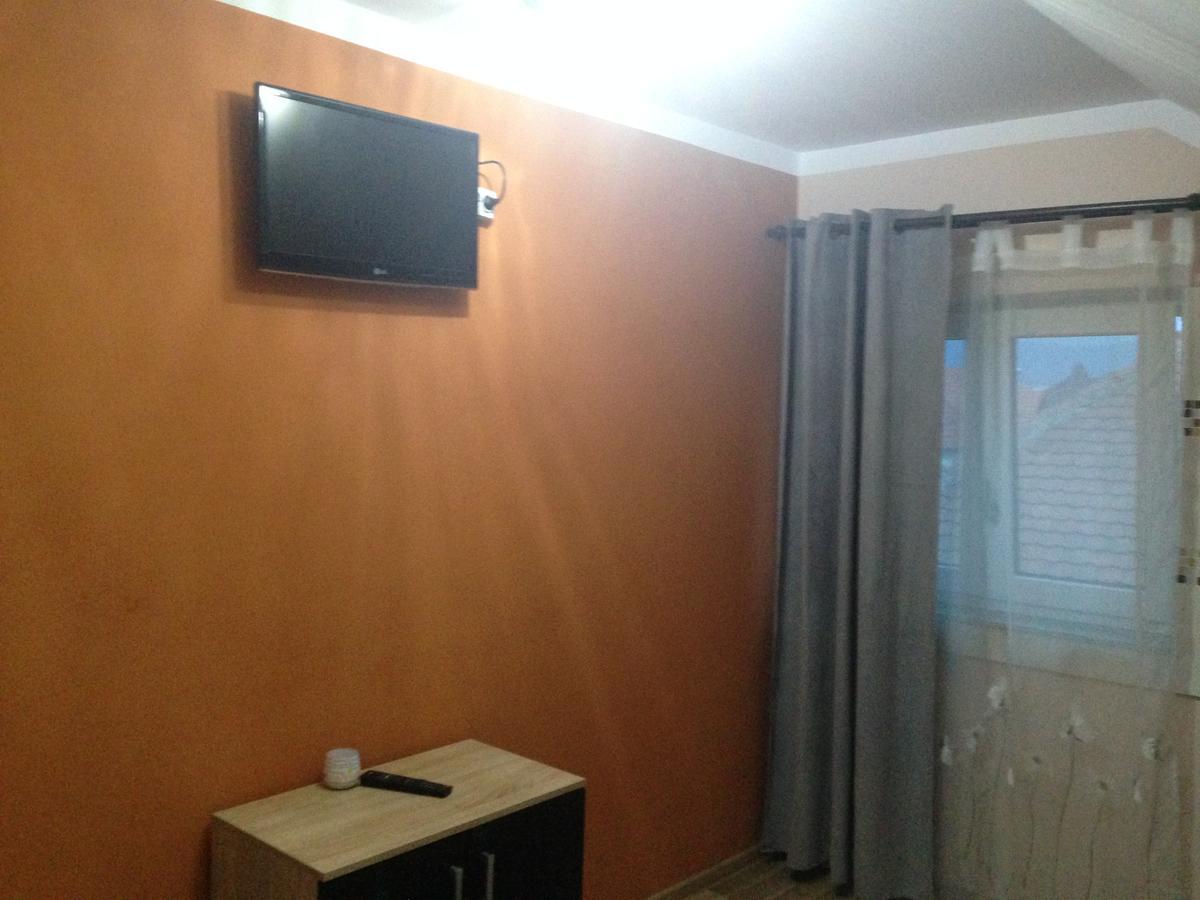Casa Clara Hotel Sibiu Bagian luar foto