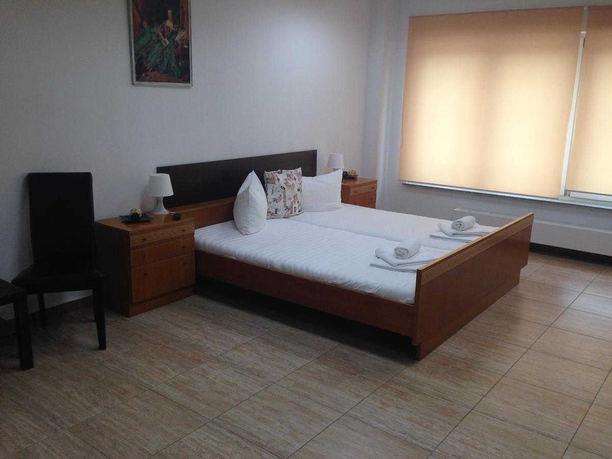 Casa Clara Hotel Sibiu Bagian luar foto